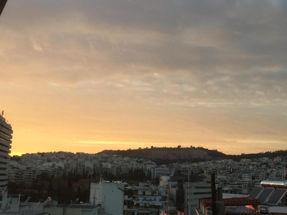Cozy Apartment Near Metro-Athens View Bagian luar foto