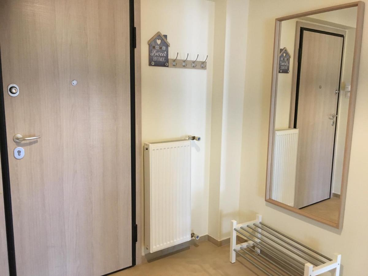 Cozy Apartment Near Metro-Athens View Bagian luar foto