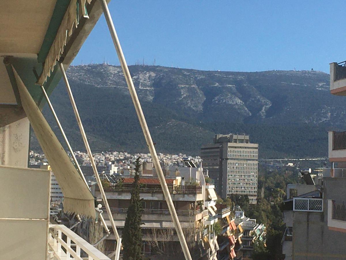Cozy Apartment Near Metro-Athens View Bagian luar foto