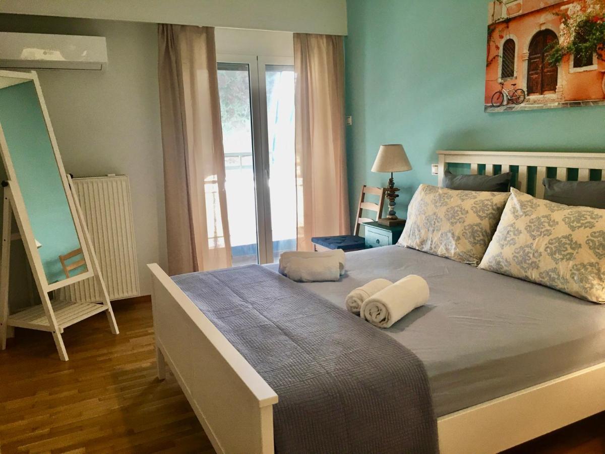 Cozy Apartment Near Metro-Athens View Bagian luar foto